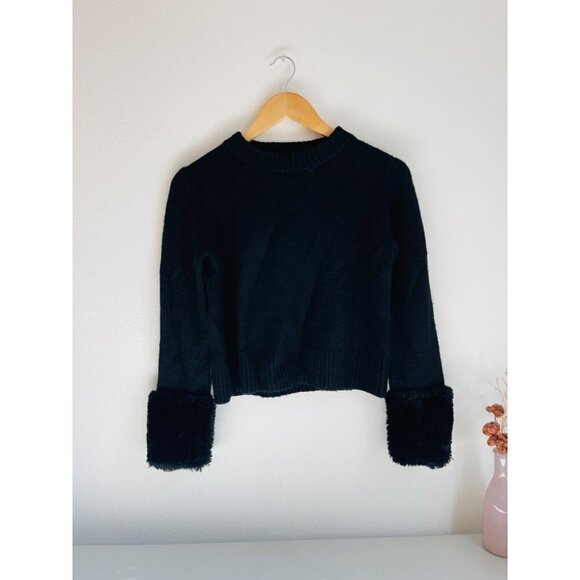 Zara Modern Sweater with Faux Fur Sz S - Picture 2 of 5
